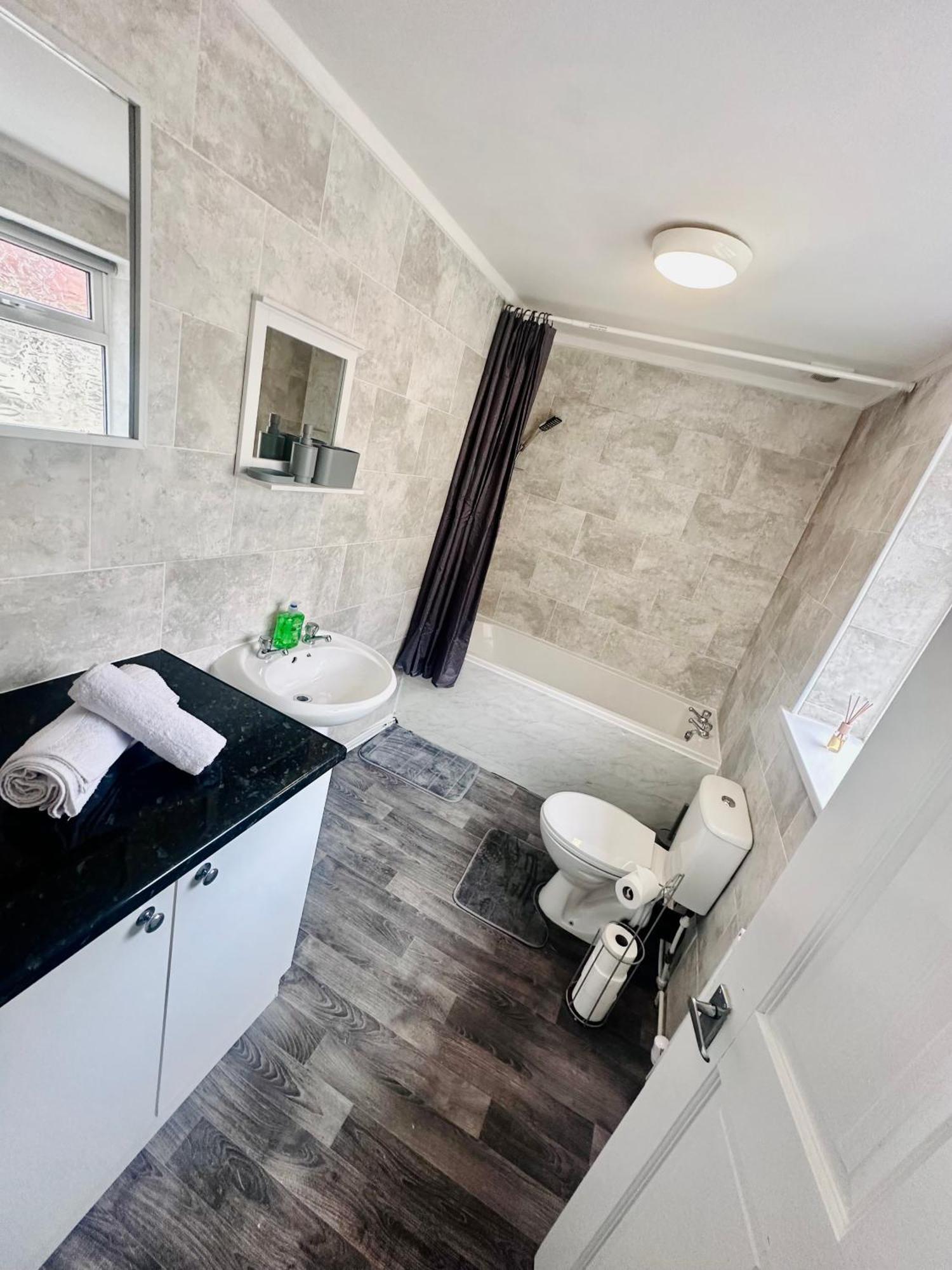 Gifford St Retreat 3Br Entire Home Middlesbrough Kültér fotó